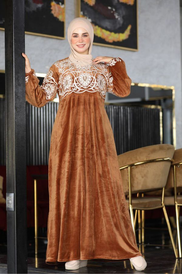 عباية استقبال قطيفة مخملي فاخر